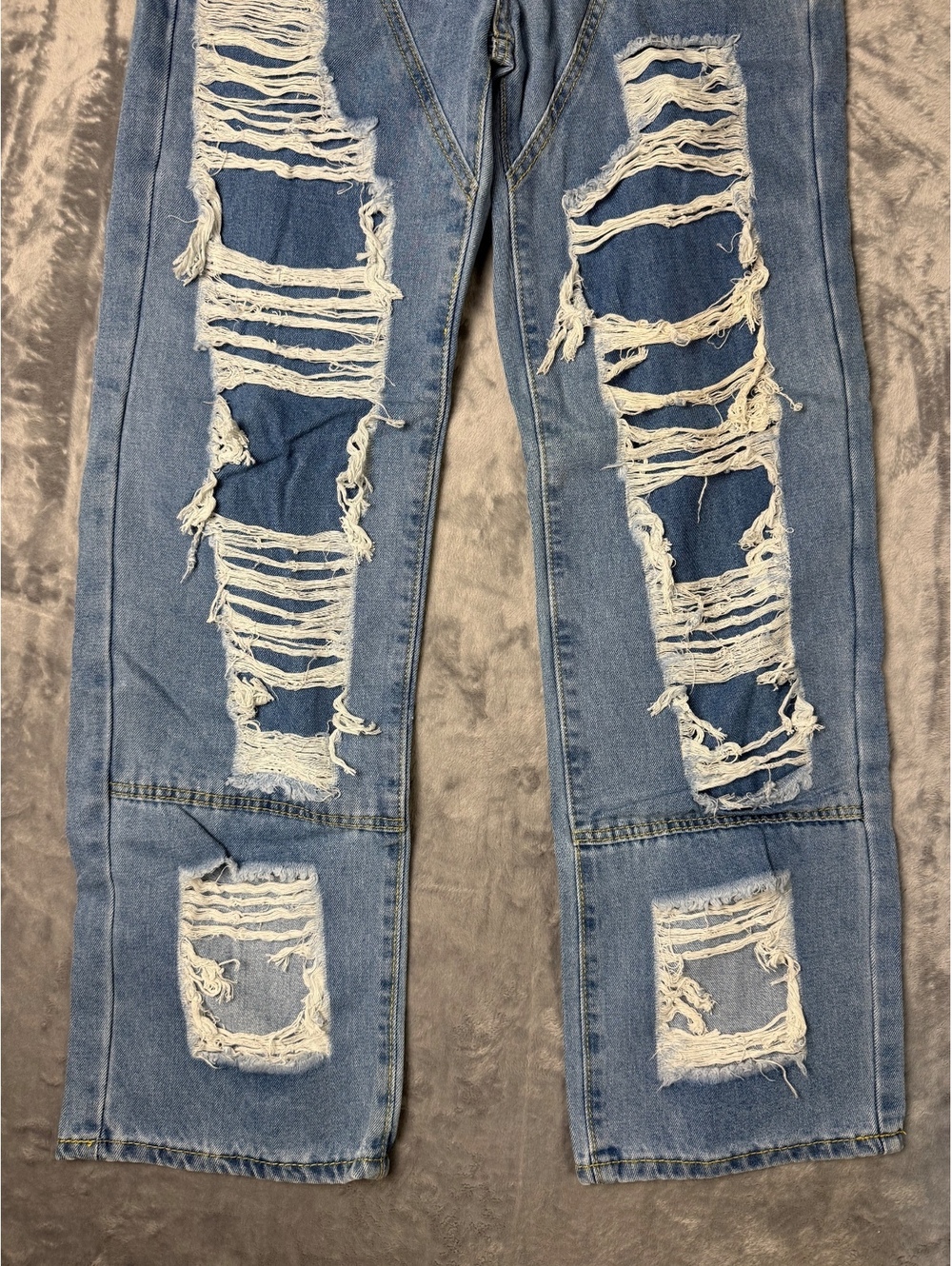 Distressed Light Blue Denim Jeans Size Small